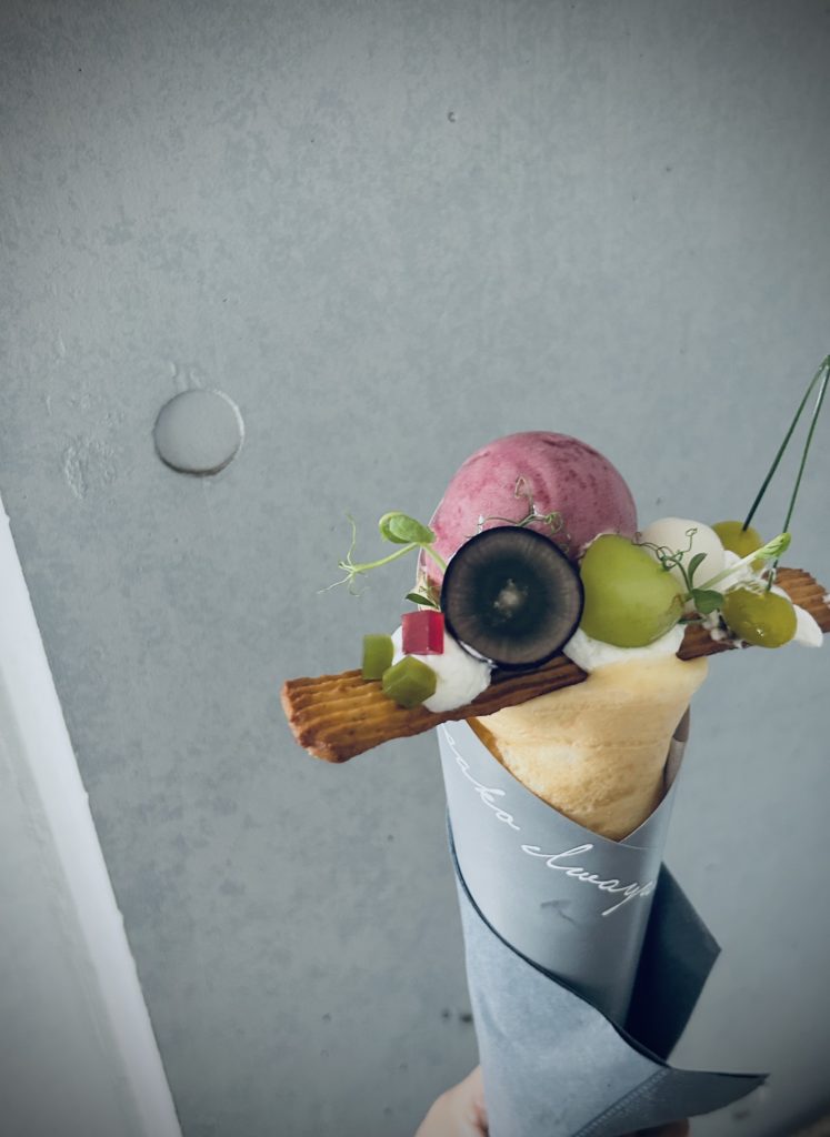 クレープビジュー レザン（https://www.instagram.com/p/CwZ8RUTvFB7/?igshid=MzRlODBiNWFlZA==）