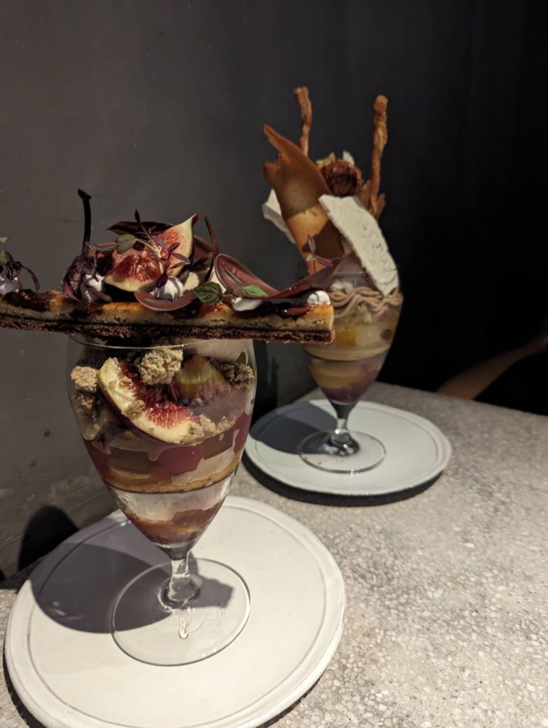 フィグ（手前）、モンブラン（奥）